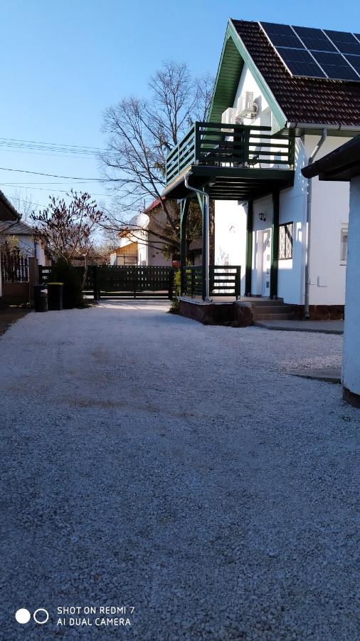 Bamboo Apartman Siofok Exterior photo