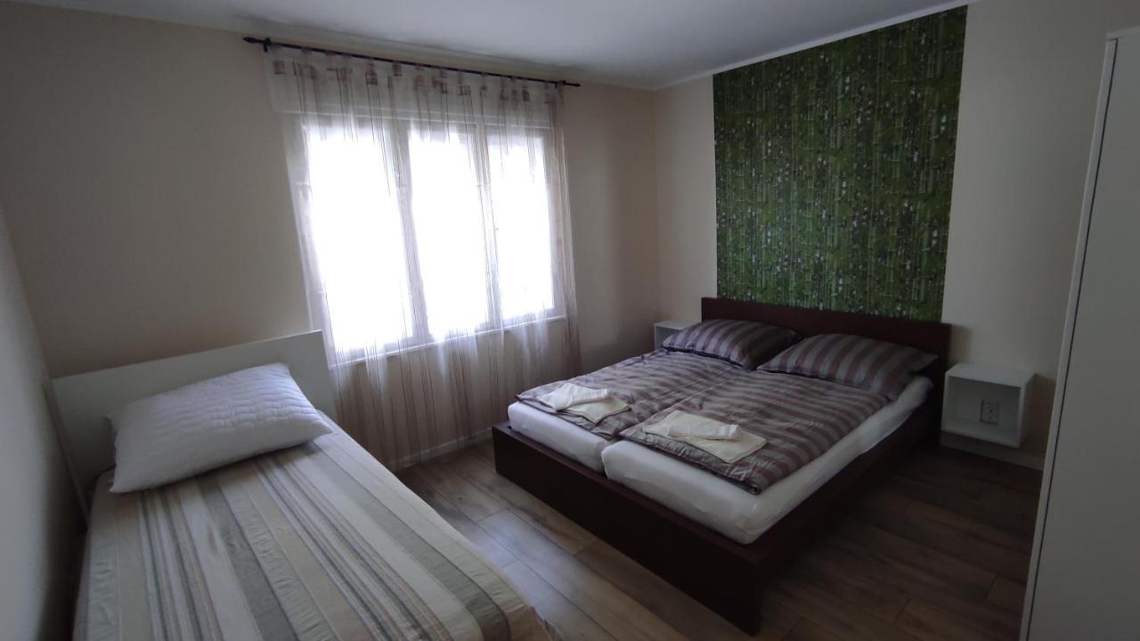 Bamboo Apartman Siofok Exterior photo